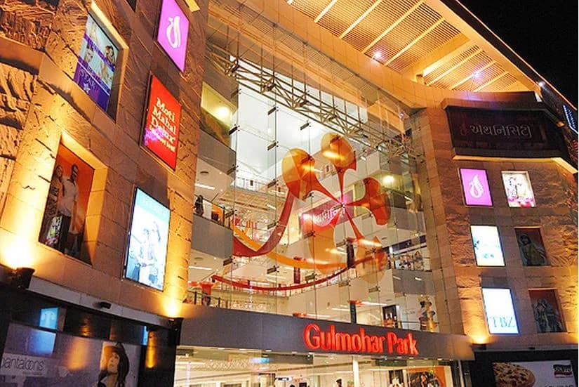 Navratna Gulmohar Park Mall — Night view