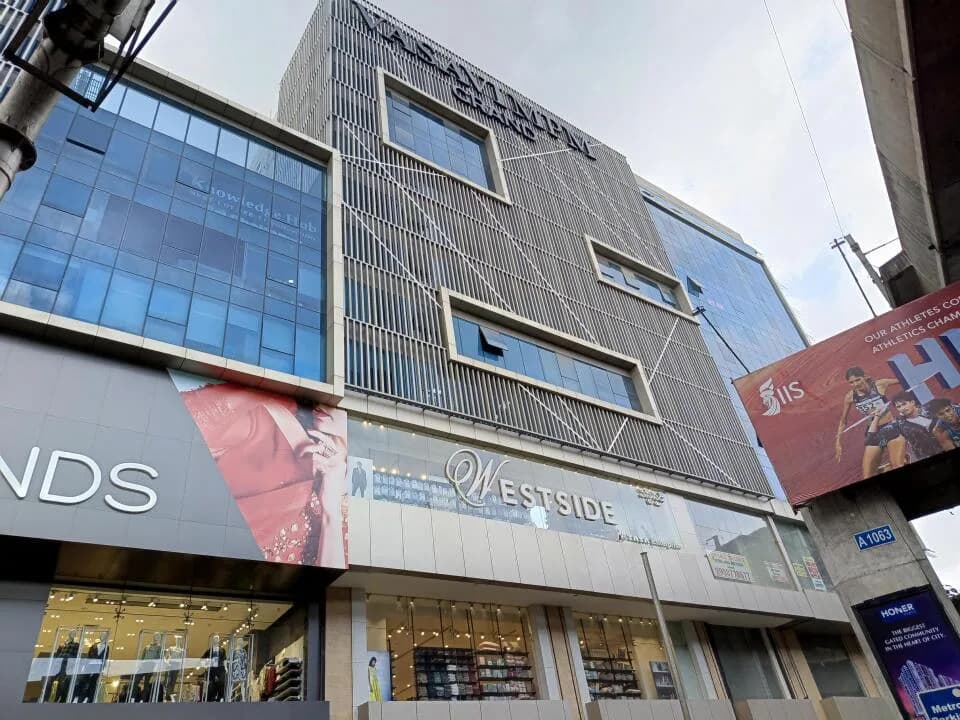 Vasavis MPM Grand, Ameerpet