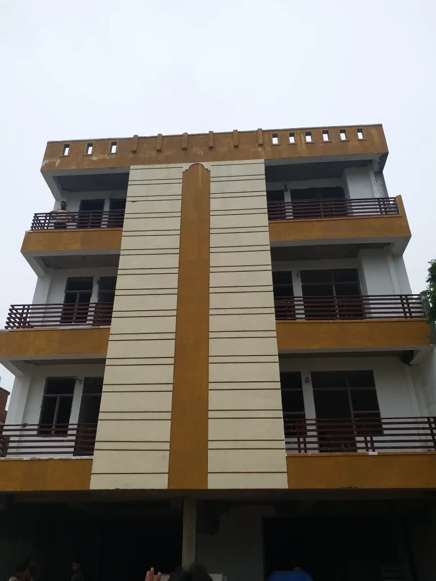 Paras Apartments, Ayodhya Nagar