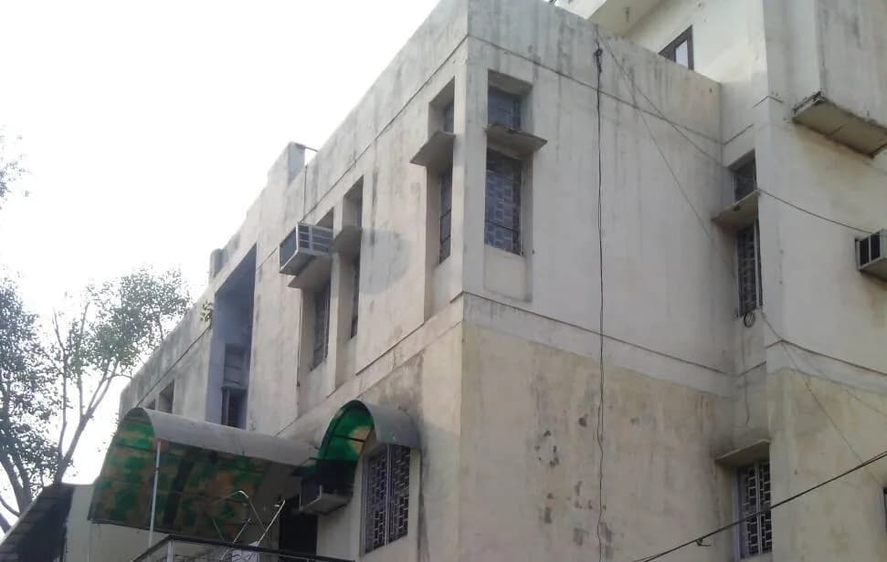 DDA Block JA, Ashok Vihar Phase 1