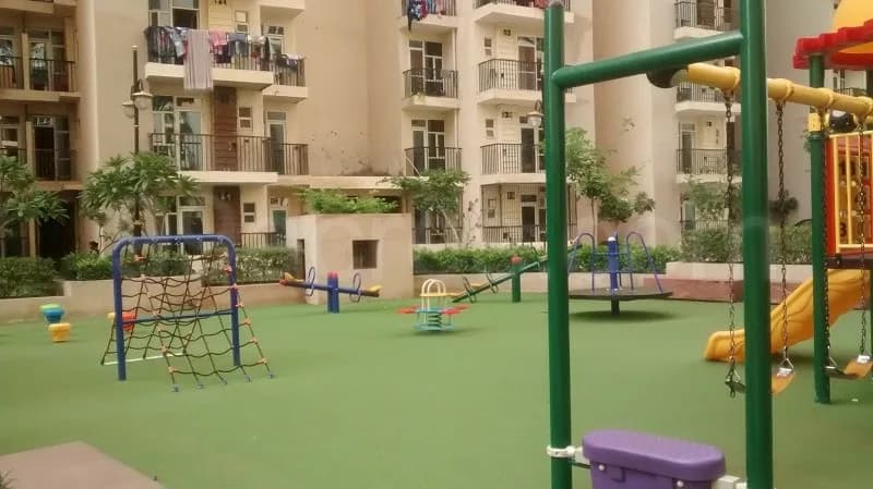 Gaur City 5th Avenue, Sector 4