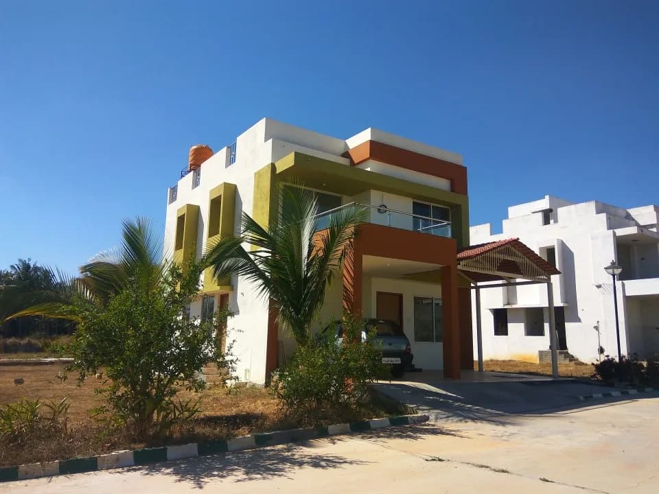 Himagiri Prashanthi, Jigani