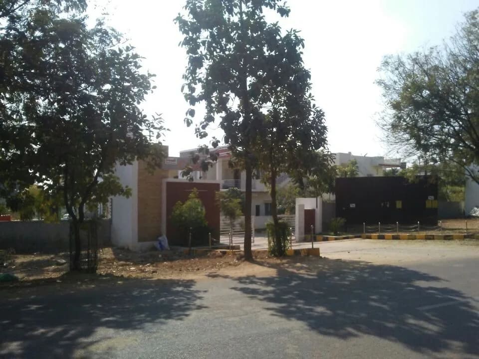 Praneeth Pranav Orchids, Bowrampet