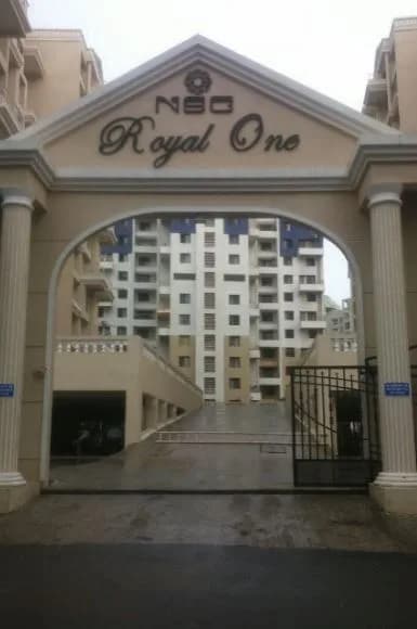 NSG Royal One, Pimple Nilakh