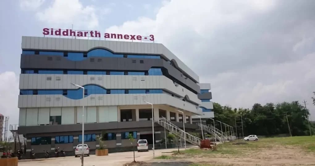 B R Siddharth Annexe 3, Vemali