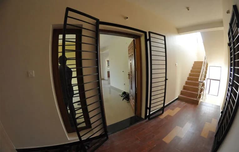 Mitha Brindhavan — Entrance