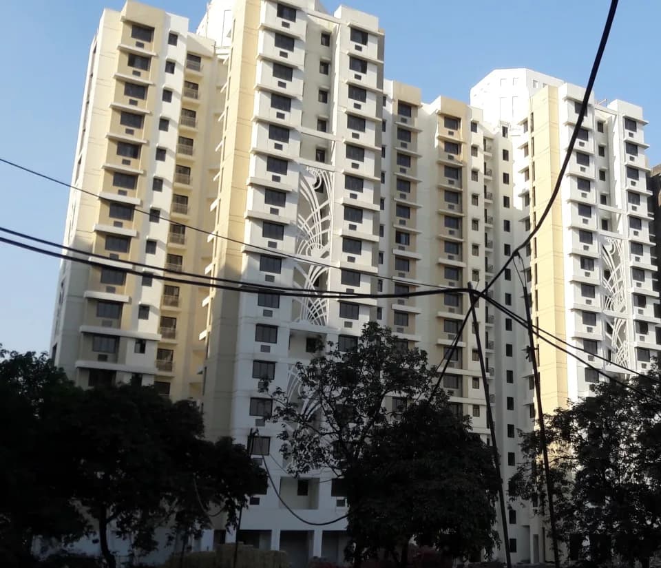 Nirmal Lifestyle City, Ambivali West