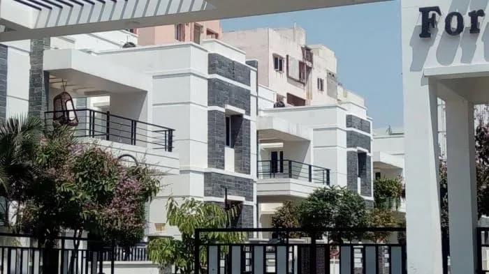 Aditya Fort View, Secretariat Employees Colony