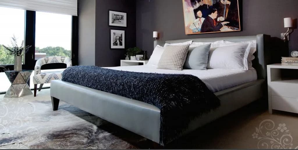 Golden Maple — Artistic Bedroom