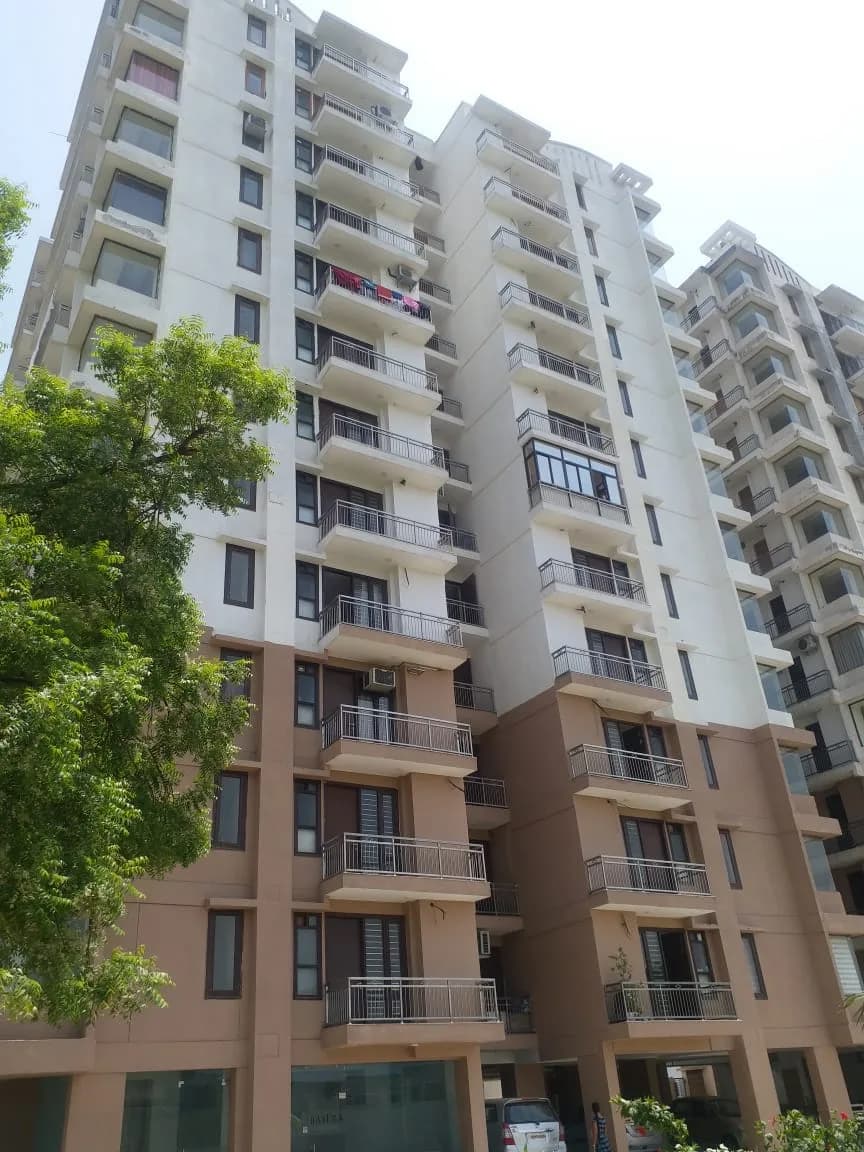 Basera Heights, Fatehabad Road