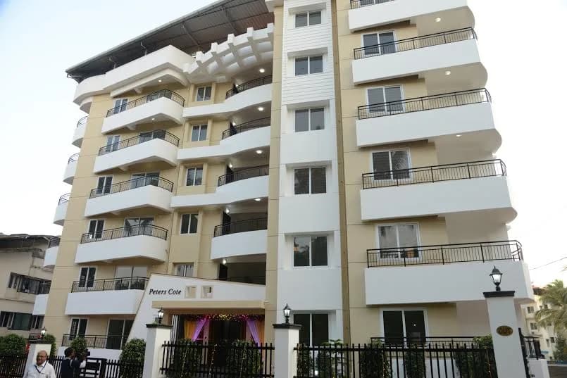 Rohan Peters Cote — Front Elevation