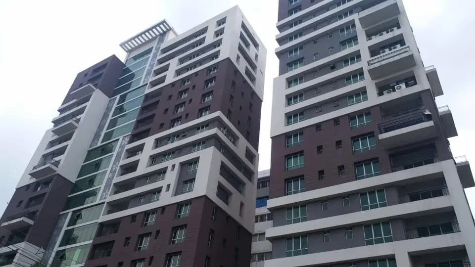 Alcove Regency, Topsia