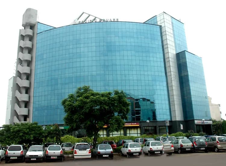JMD Pacific Square, Sector 15