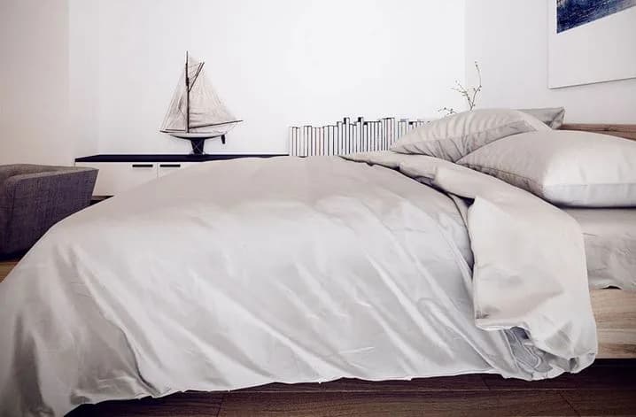 Milestone Symphony Aquatica — Bedroom