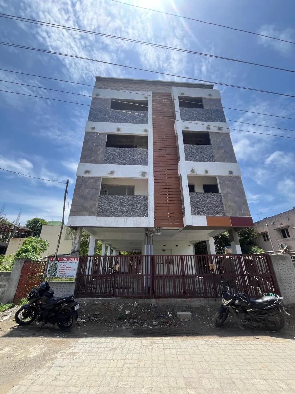 Smart The Trending Terrace, Hastinapuram