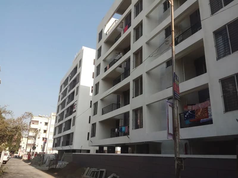 Royal Meadows, Rahatani