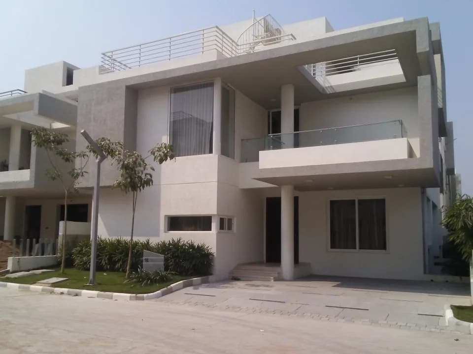 Pavani Boulevard, Kokapet