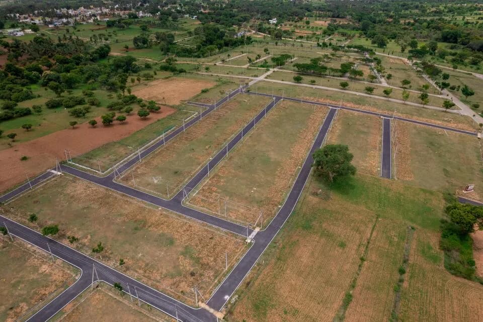 Amruthasagara Layout, Huyilalu