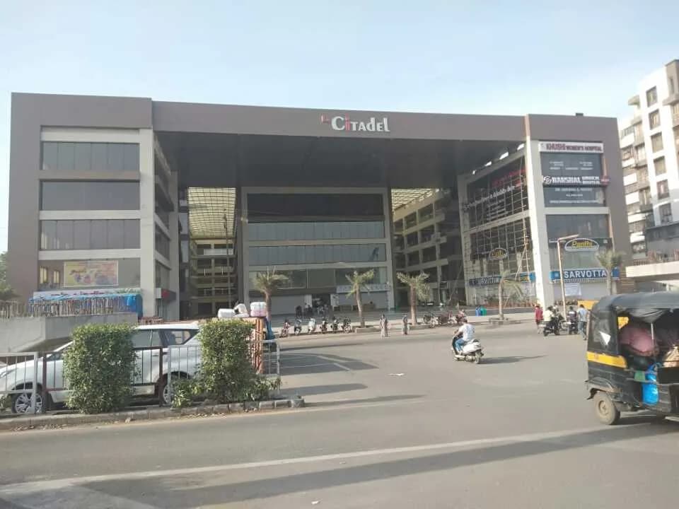 La Citadell, Parvat Patiya