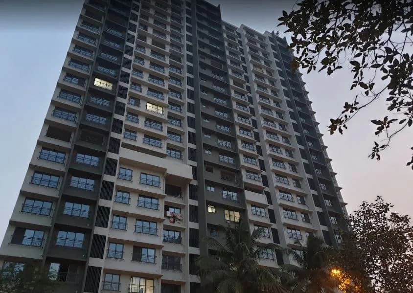 Rustomjee Pinnacle, Borivali East