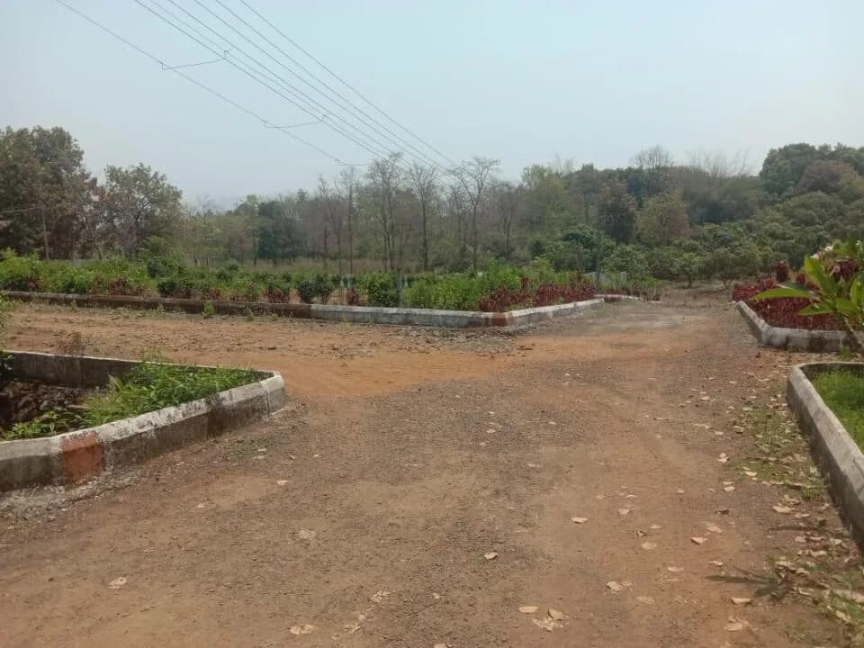 Mistland NA Plots and Lands, Murbad