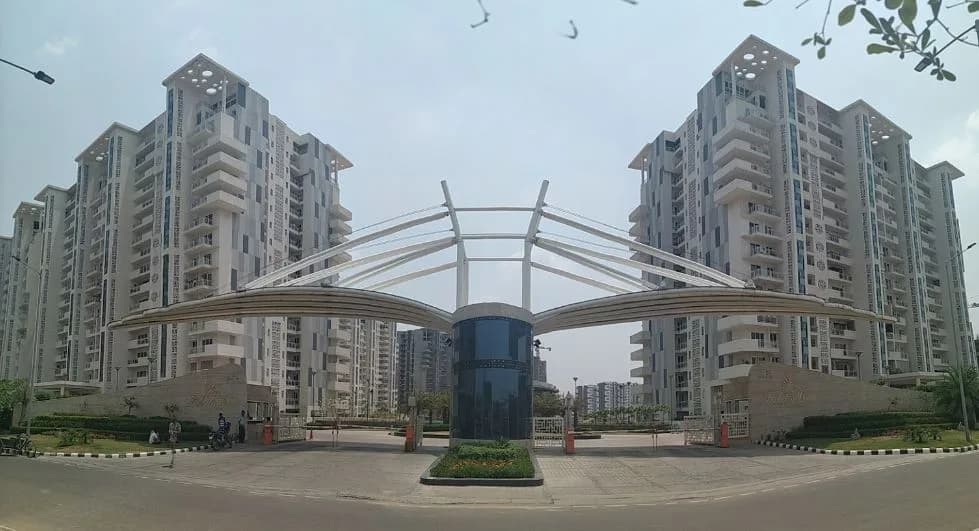 JLPL Falcon View, Sector 66A