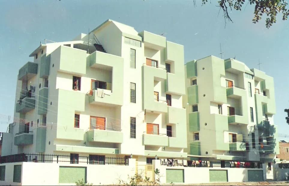 Neoteric Kamini Plaza, Gandhinagar