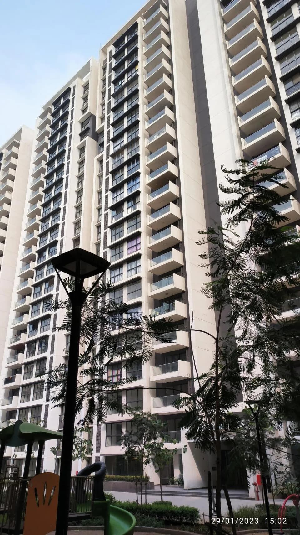 Lodha Palava Trinity, Khoni