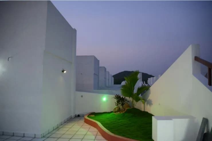 Endee Villa 3 — Night view