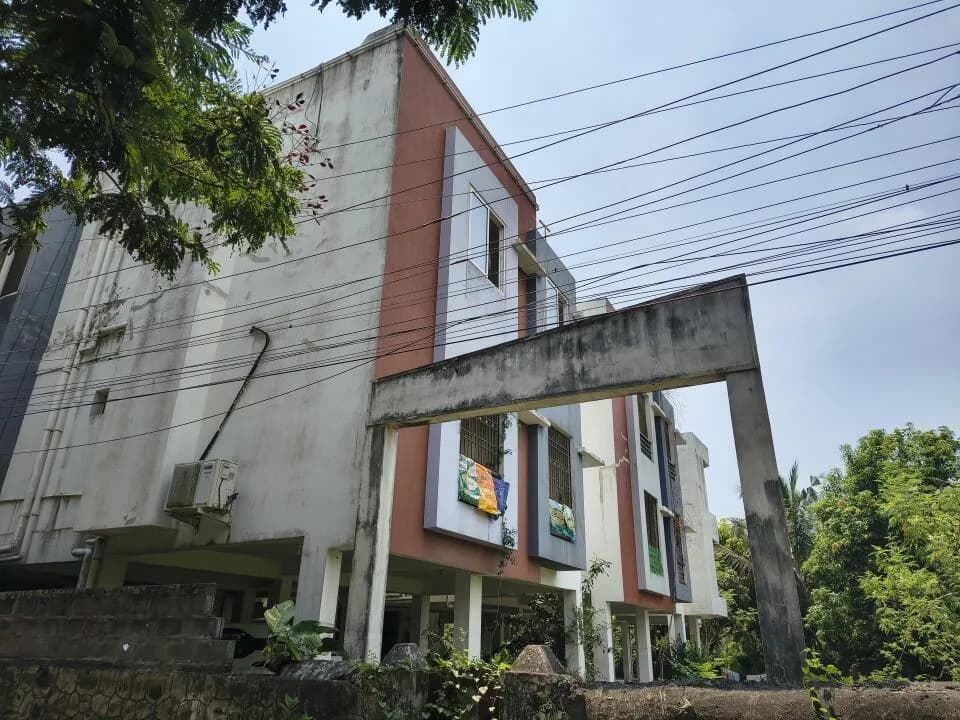 Bhuvana Grandeur, Kelambakkam