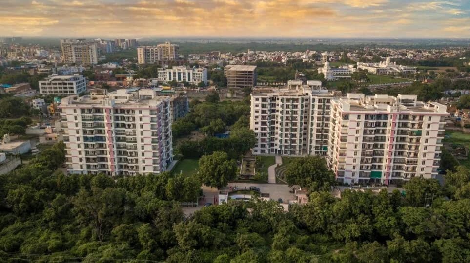 Pushpanjali Gardenia, Avas Vikas Colony