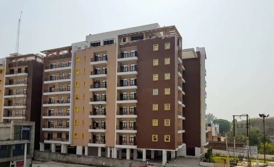 Saubhagya Shri Apartment, Alambagh