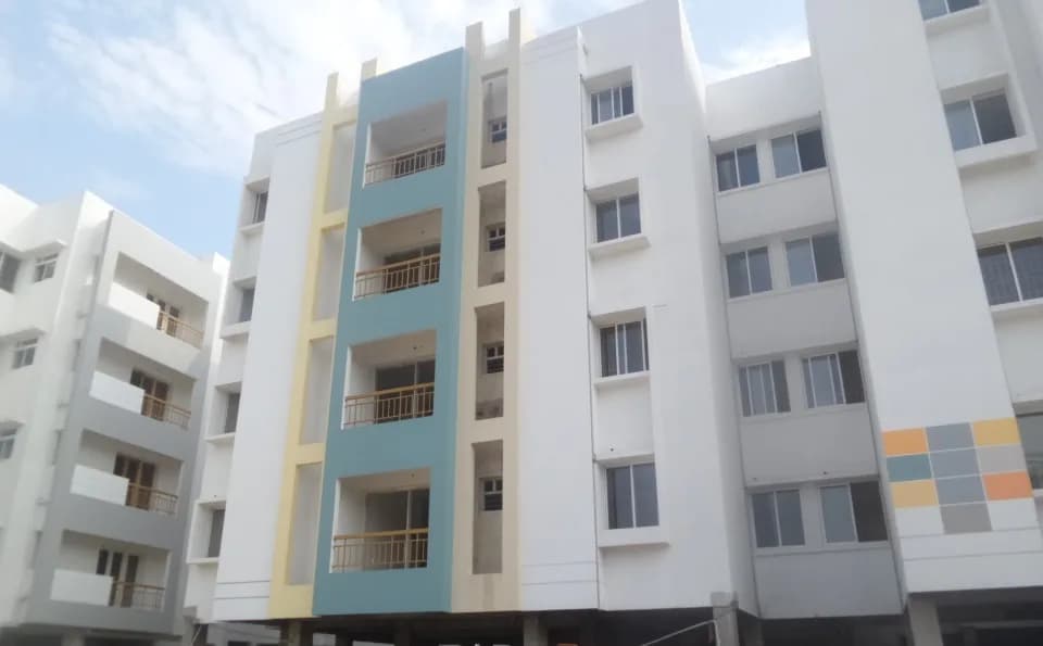 VGN Amity, Avadi