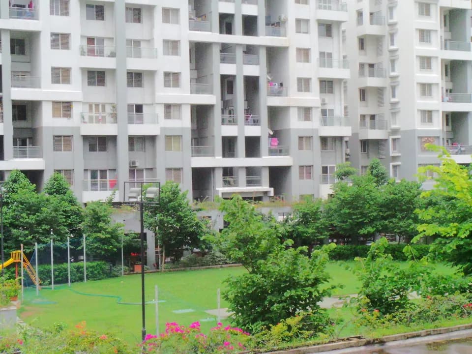 Paranjape Yuthika, Baner