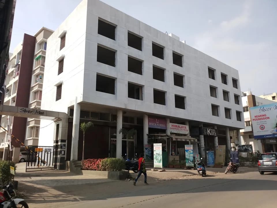 Silver Mist, Kutwal Colony