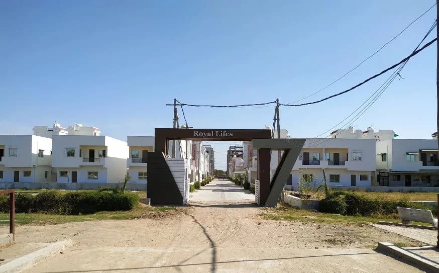 Makhija Royal Lifes, Jesangpura
