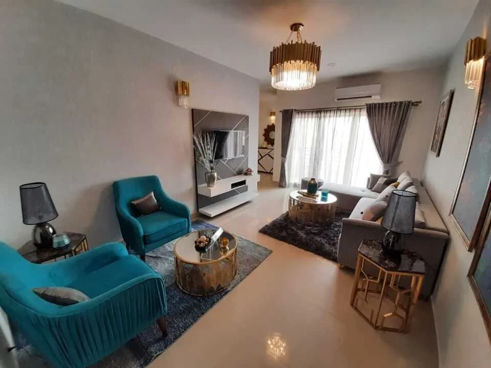 Pardos Okas Residency, Sushant Golf City