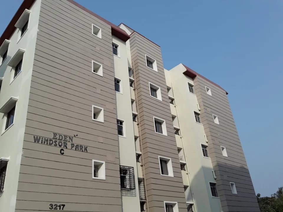 Eden Windsor Park, Nayabad