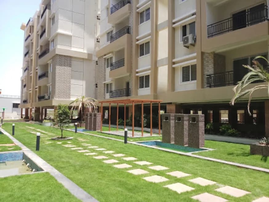 Om Sree Patels Green Front, Yapral