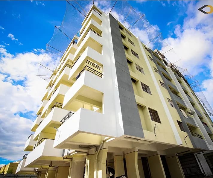 Magia Avenue, Ravet