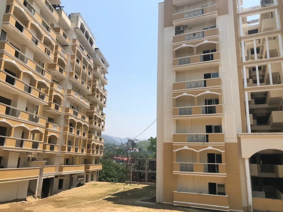 Arcadia Hillocks, Mussoorie Road