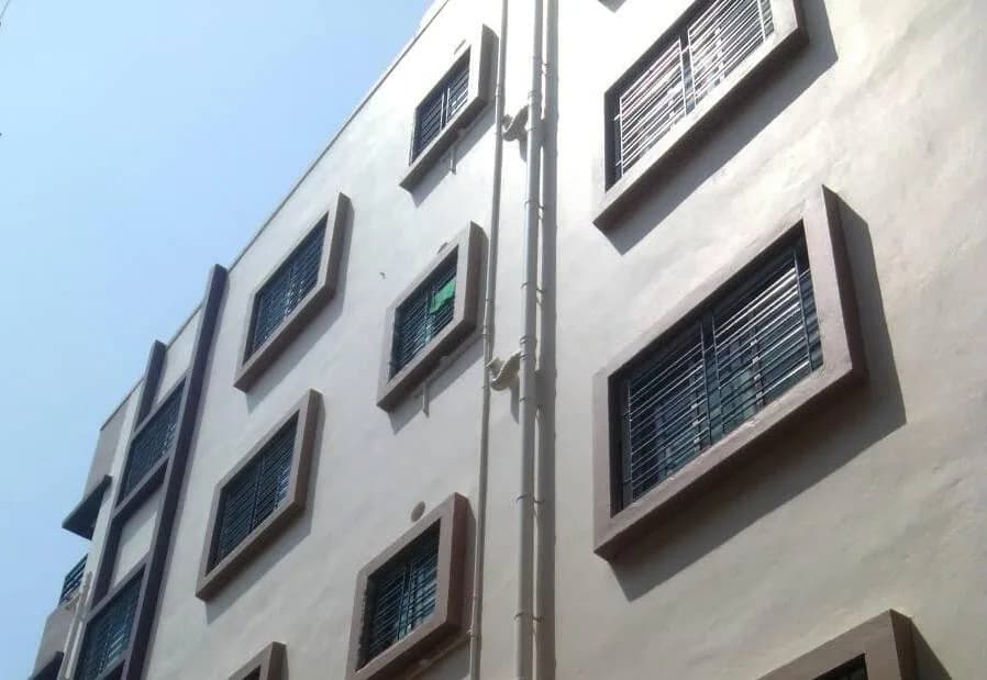 Proyas Shantiban Apartment — Side View