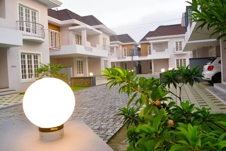Palal Corner Stone, Edappally