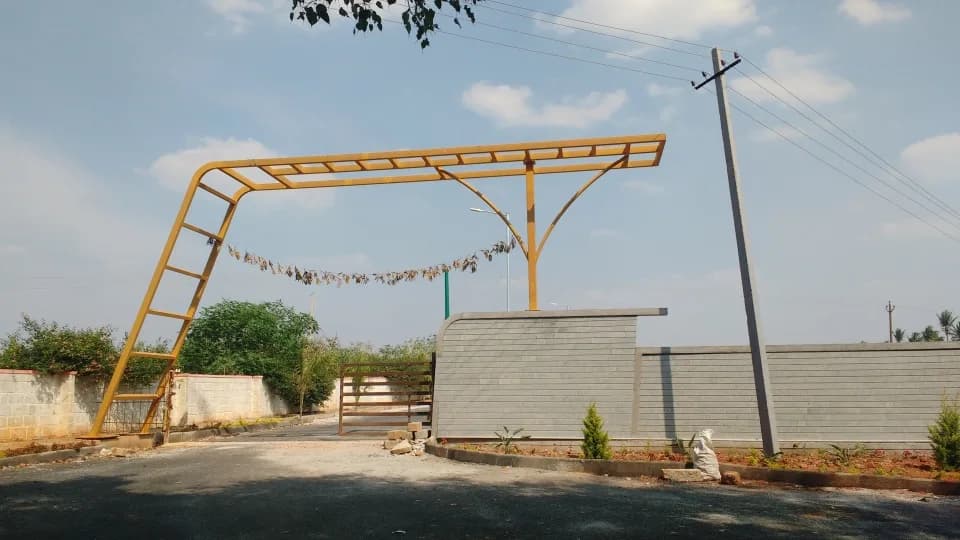 Nisarga White County, Hoskote