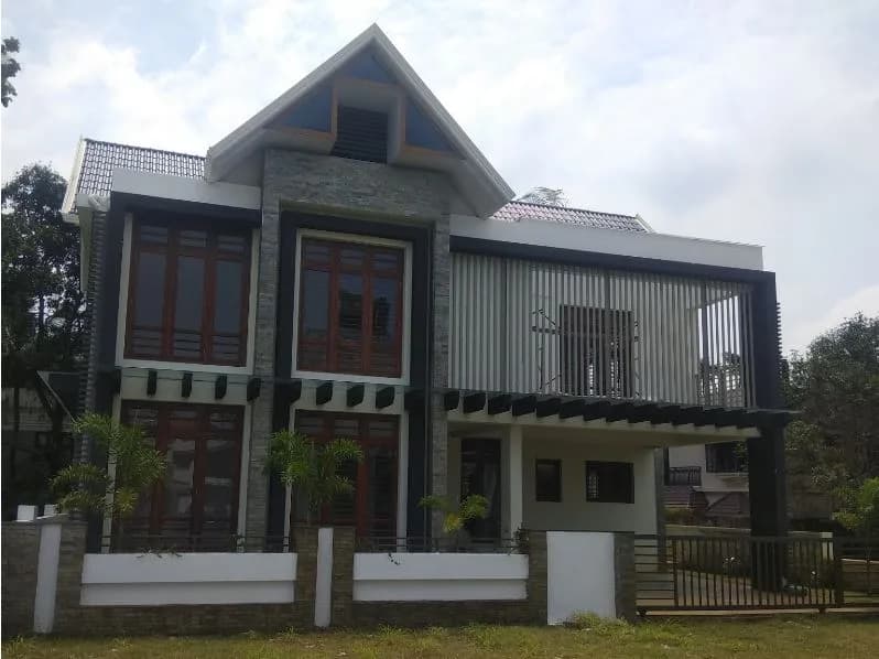 Paul Alukkas Treesa Gardens, Elamakkara