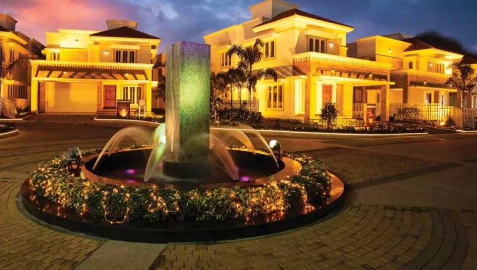 Asset Mont Paradiso — Artistic Fountain