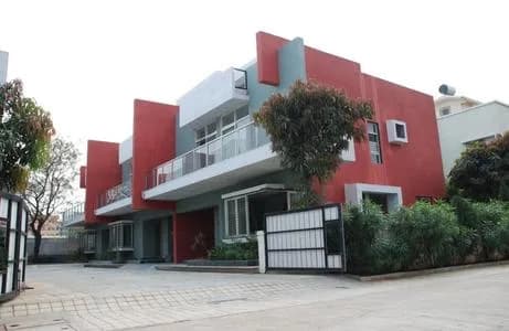 Manas Morning Dew Villa, Undri