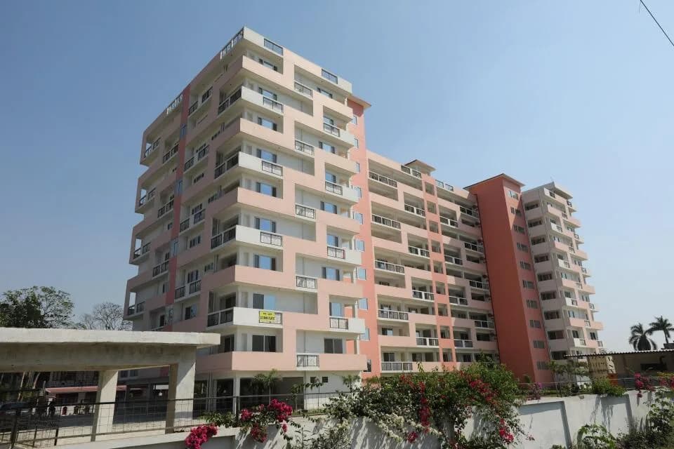 Krishna Tower, Kanpur Road