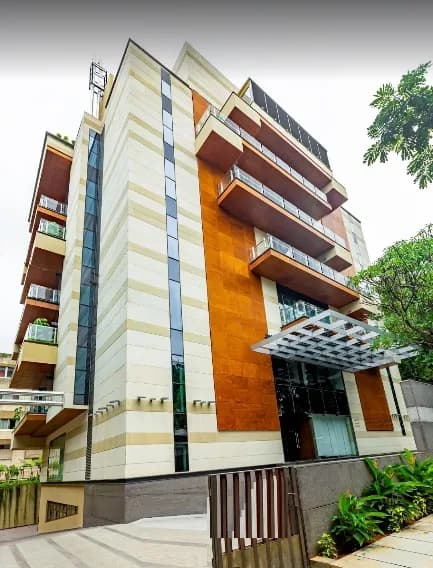 Vaishnavi Meridian, Infantry Road