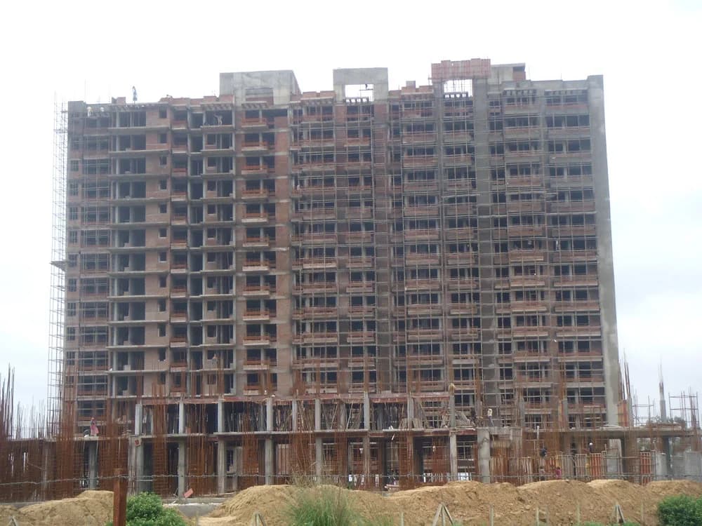 Piyush Horizon, NH 8
